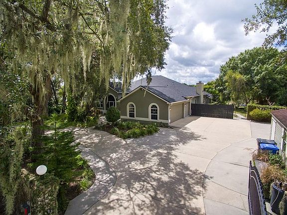 2nd image of 8419 Riverview Dr