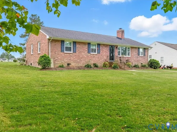 22319 Oakley Dr, Petersburg, VA 23803