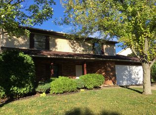 6880 Deer Bluff Dr, Huber Heights, OH 45424