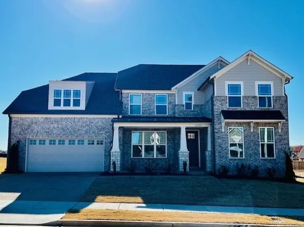 12557 Golden Bell Dr N, Arlington, TN 38002