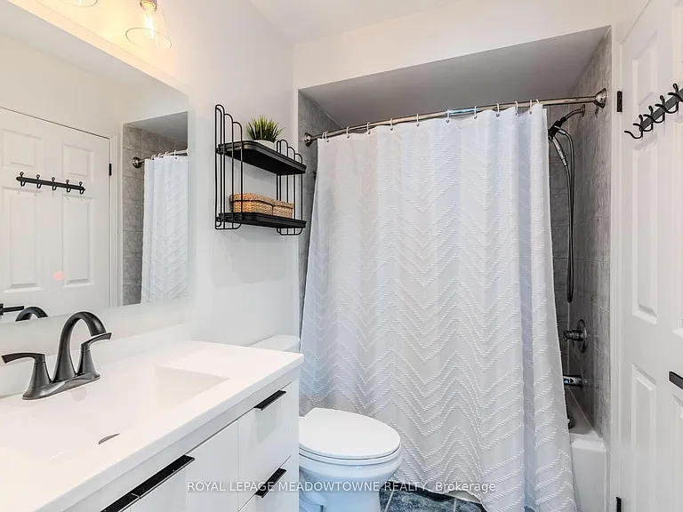 3206 Apricot St — Photo 31