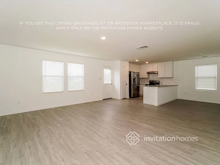 222 Hollywood Dr — Photo 5