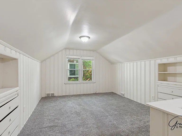 9108 Archdale St — Photo 23