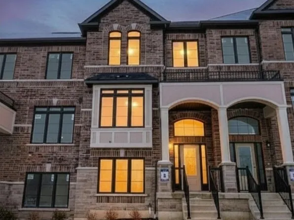 1227 Corm St Unit 6, Innisfil, ON L9S 0B6
