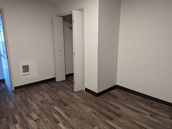 4th image of 157 W Walnut Ave #Wag1