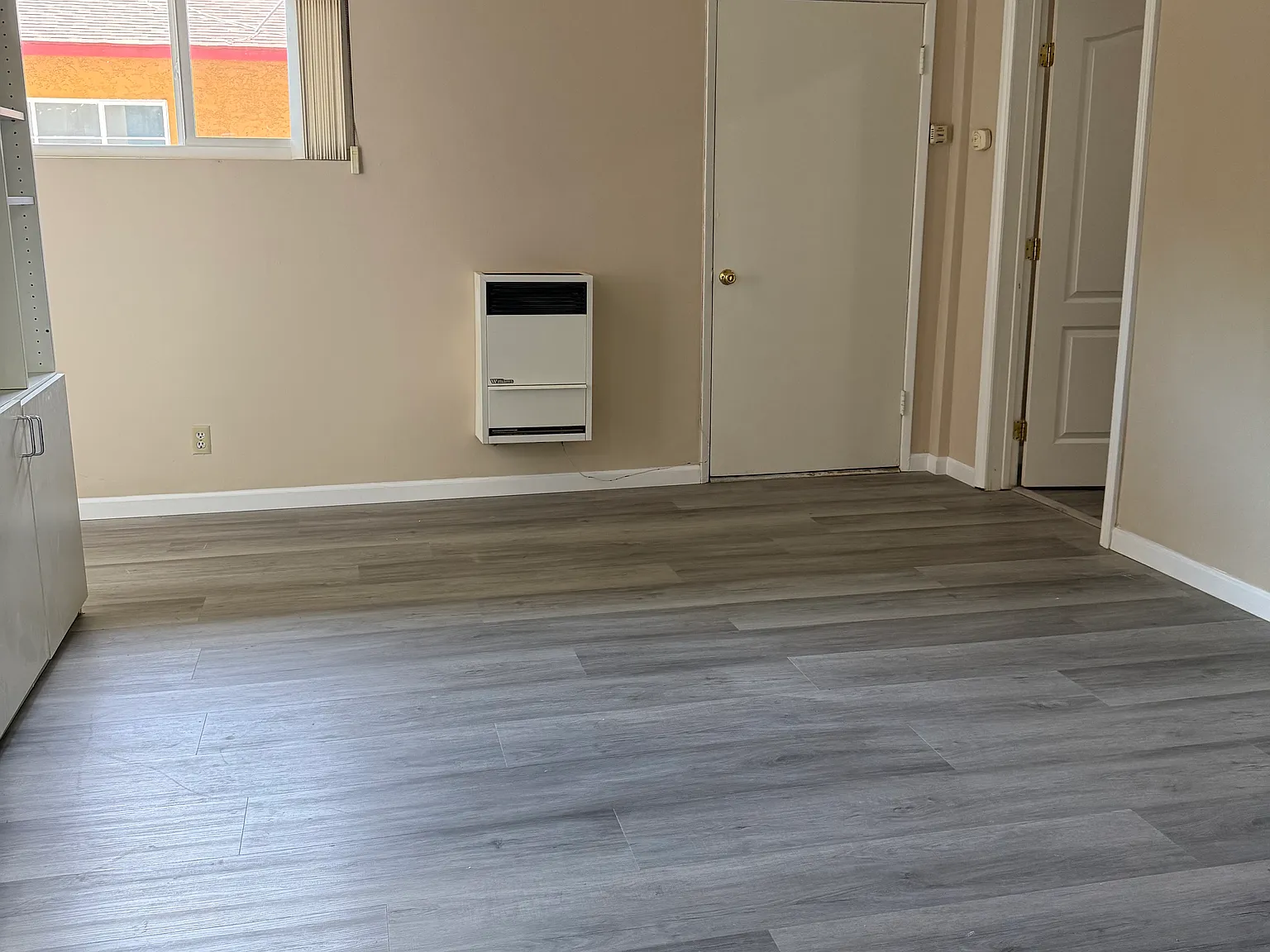 2 bed, $3,000 — Photo 3