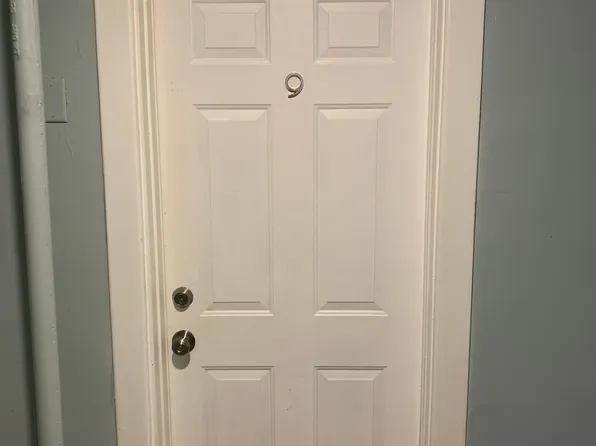 613 W Church St #9, Champaign, IL 61820