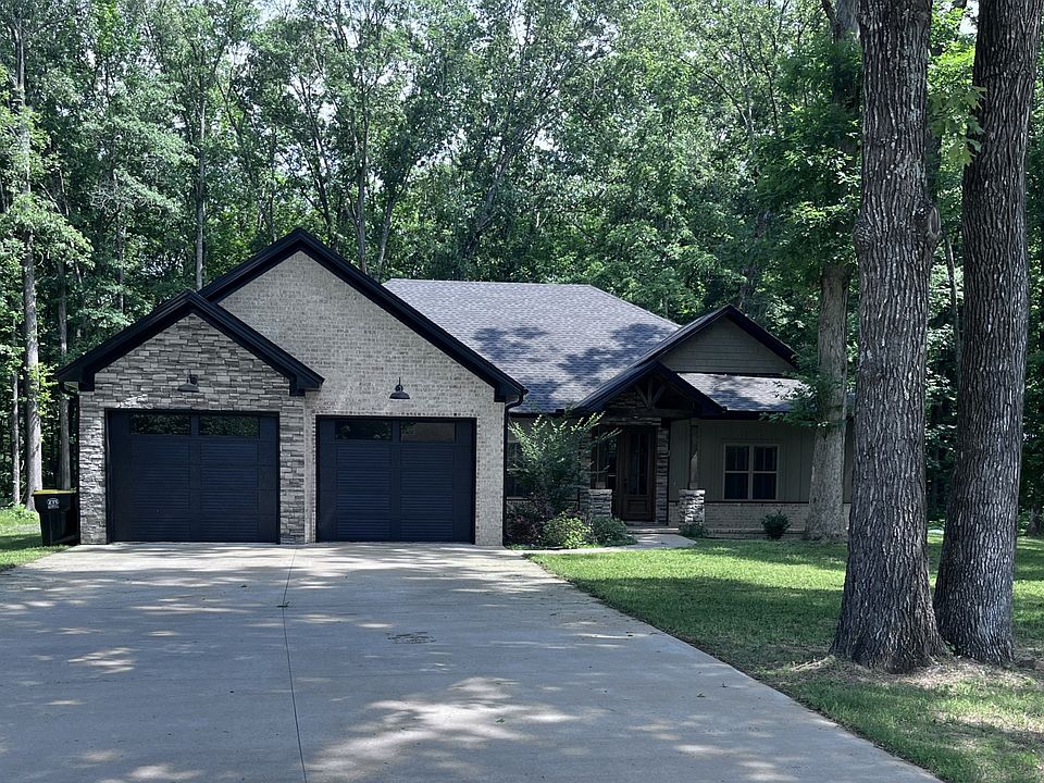 1st image of 206 Bridgewood Dr