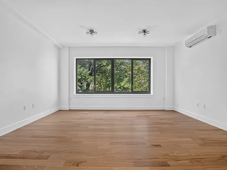 52 Convent Ave #3C — Photo 6