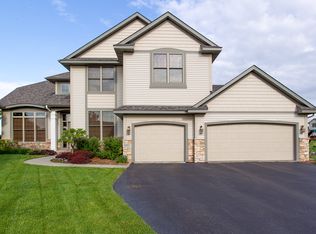 6517 Walnut Grove Ln N, Maple Grove, MN 55311