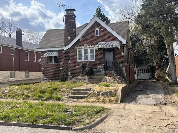 5753 Park Ln, Saint Louis, MO 63147