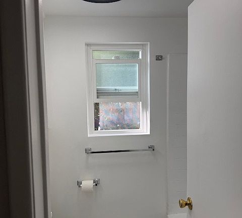 2nd image of 1110 E Doran St