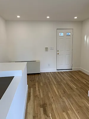 Rented by Compass | media 57