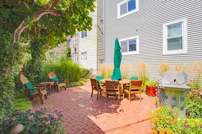 2721 W Winnemac Ave #2 — Photo 5