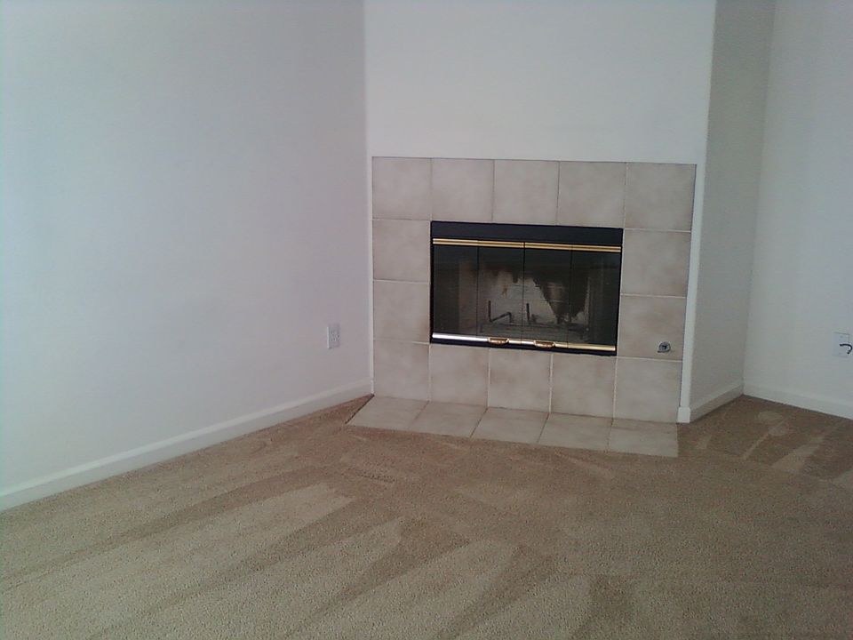 2nd image of 1806 Calaveras Ln