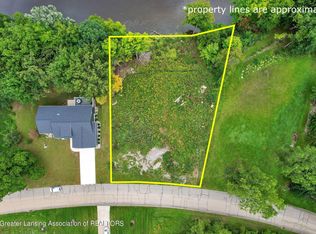 7428 Cedar Ridge Dr, Portland, MI 48875