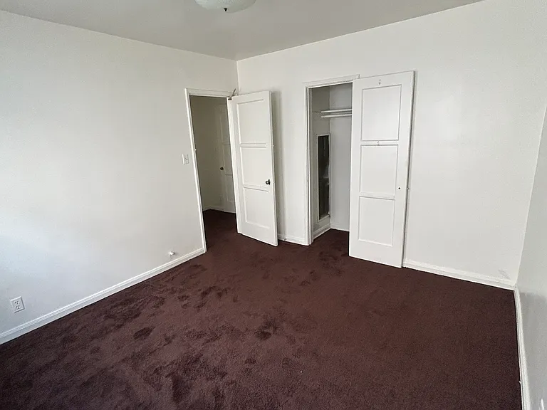 4249 Degnan Blvd #3 — Photo 2
