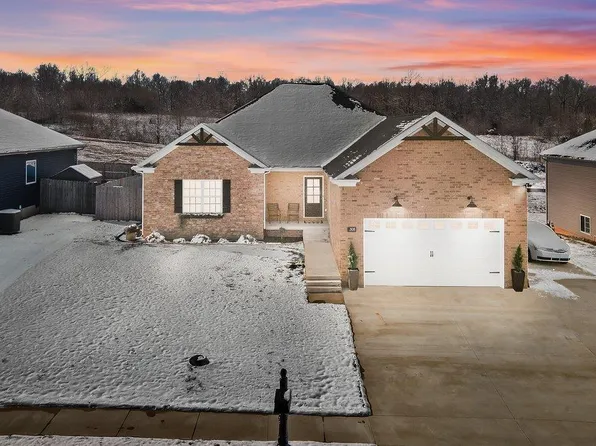 308 Turner Ct, Vine Grove, KY 40175