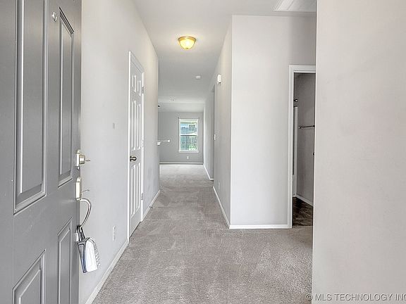 3rd image of 25194 E 91st Pl S