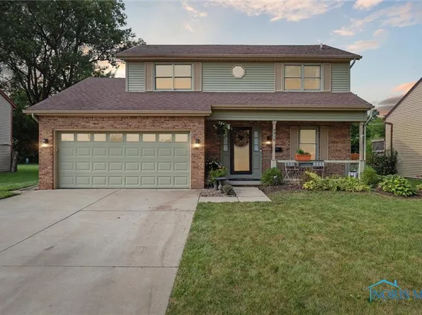 5910 Fallen Leaf Dr, Toledo, OH 43615