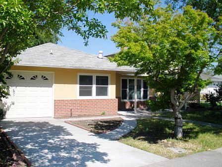 1st image of 1009 Sherwood Ave