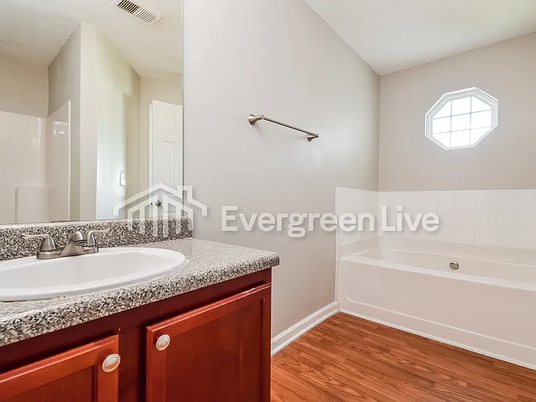 1254 Brookstone Rd — Photo 8
