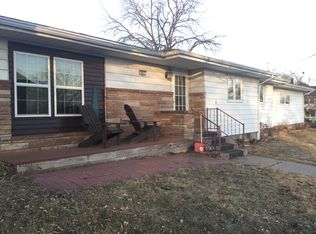 402 Broadway St, Minden, IA 51553