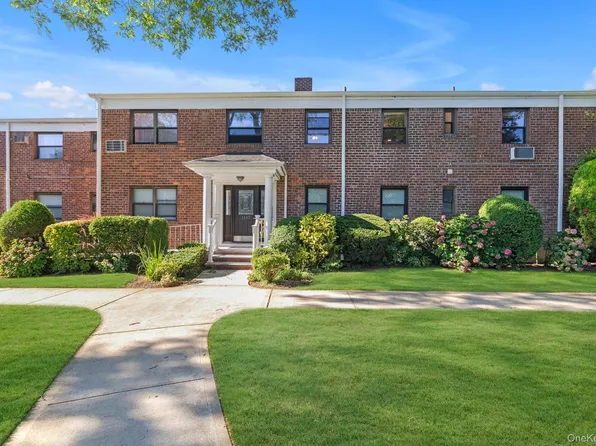 1197 E broadway #K24, Hewlett, NY 11557