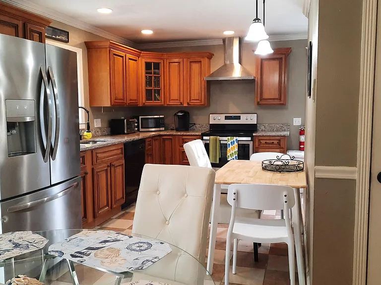 5 Bellaire St — Photo 10