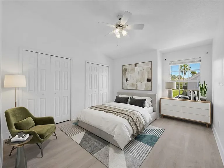 727 Kensington Lake Cir — Photo 36