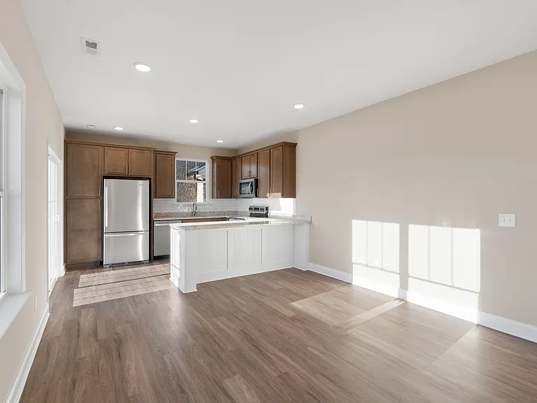 4016 Belcourt Dr — Photo 13