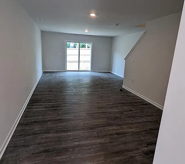 5006 Jayden Dr — Photo 9