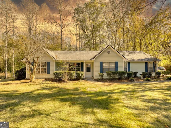 1770 Bullock Dr, Loganville, GA 30052