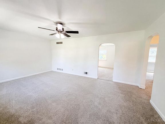 3rd image of 5476 Edalbert Dr