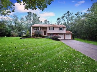 2 Three Brooks Rd, Freehold, NJ 07728