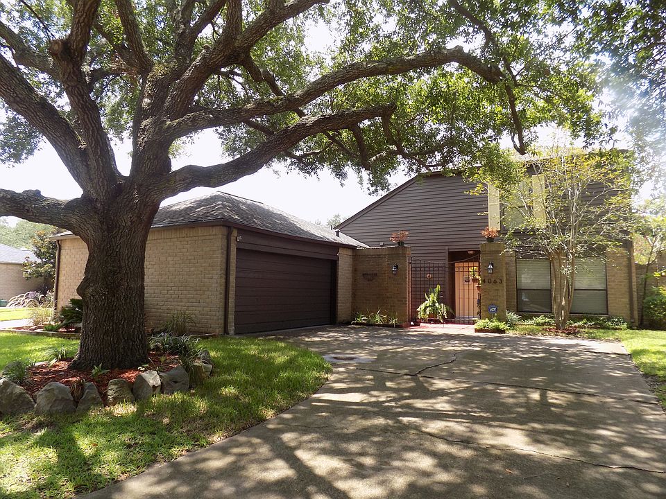 1st image of 4063 Heathersage Dr