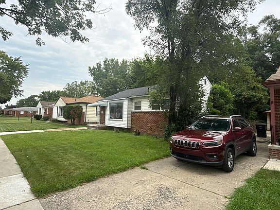 2nd image of 20080 Keystone St