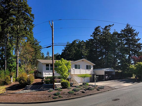 2nd image of 1030 Lakeshore Dr