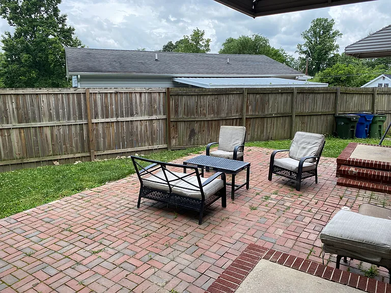 639 Maple St #639 — Photo 8