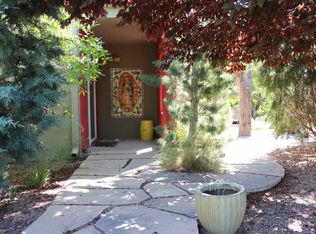 969 Camino Oraibi, Santa Fe, NM 87505