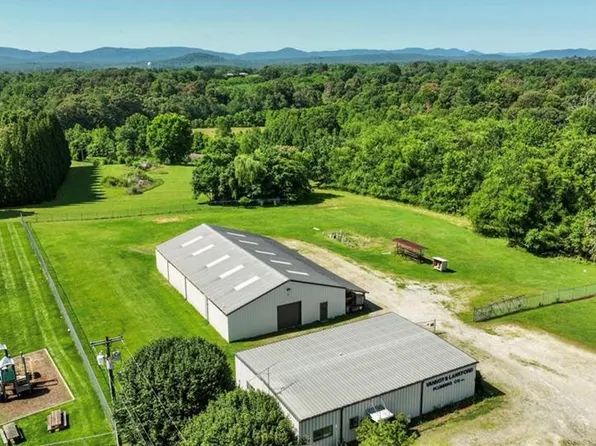 826 Suncrest Orchard Rd, North Wilkesboro, NC 28659