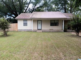 215 Greenbriar St, Selma, AL 36701