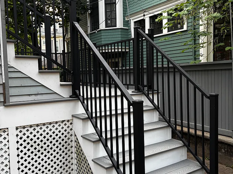 1 Irving Ter — Photo 17