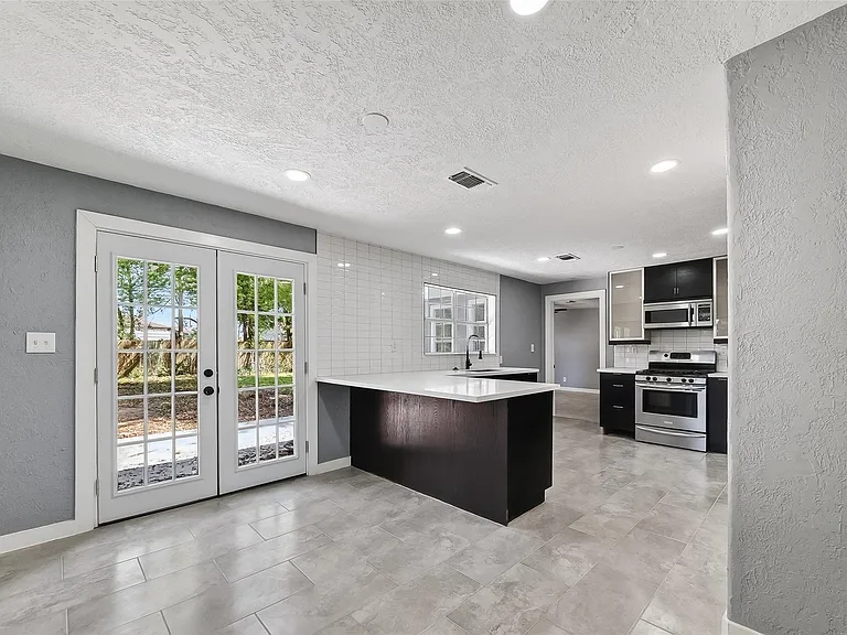 4727 Arvilla Ln — Photo 10