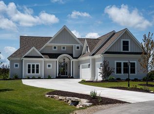 N59W27425 Autumn Ct, Sussex, WI 53089