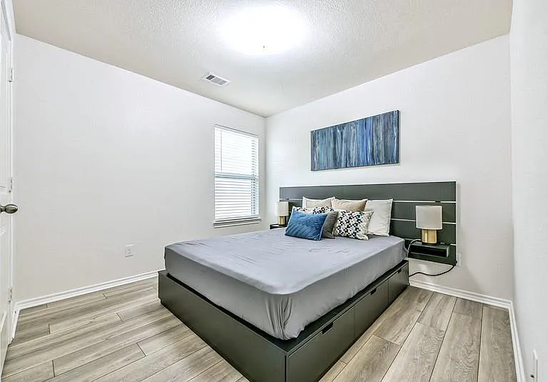 13706 Corken Way Ct — Photo 15