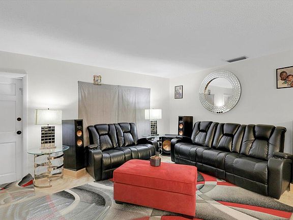 5th image of 2317 Saint Lucie Boulevard