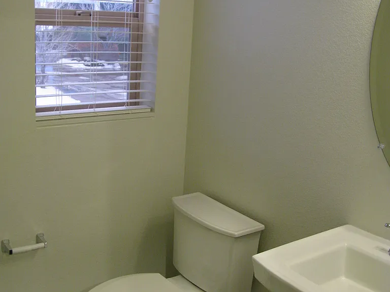 2420 Uinta St — Photo 16