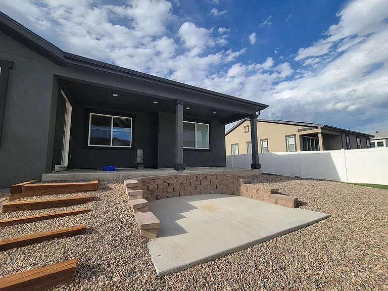 2322 Sunrise Ln — Photo 17