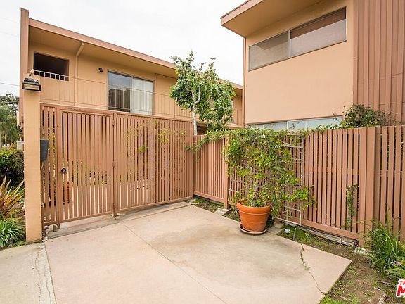 5th image of 14903 S Normandie Ave APT 101